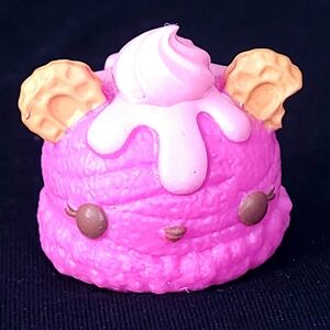 Num Noms Cherry Scoop